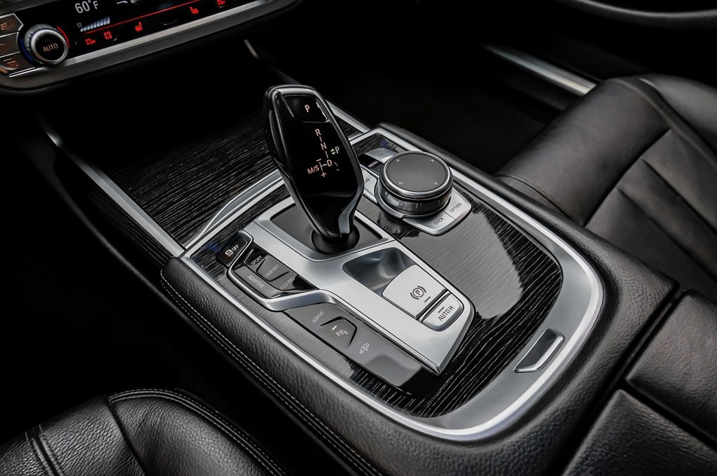 2018 BMW 7 Series Image 26