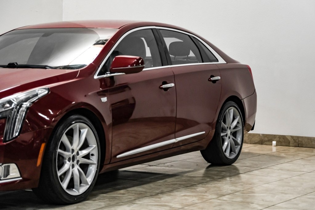 2018 Cadillac XTS Image 8