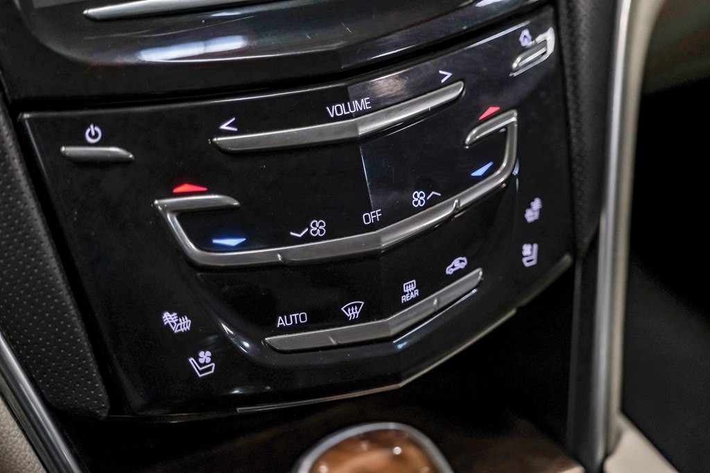 2018 Cadillac XTS Image 24