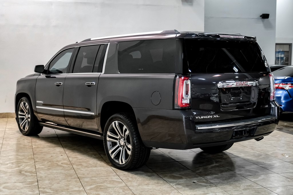 2017 GMC Yukon Image 10