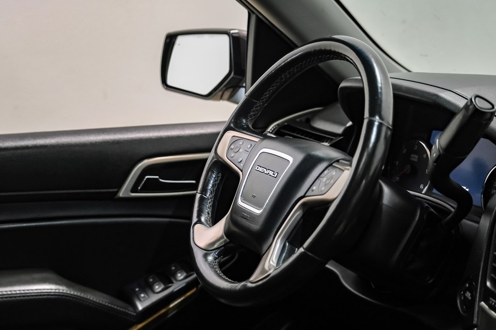 2017 GMC Yukon Image 13