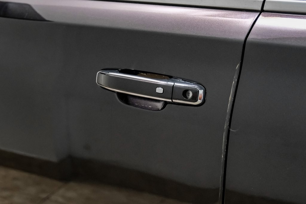 2017 GMC Yukon Image 42