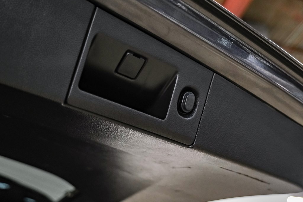 2017 GMC Yukon Image 55