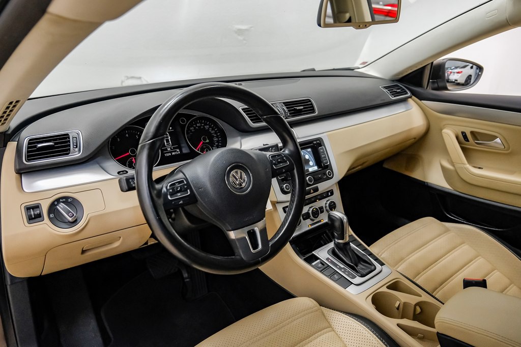 2014 Volkswagen CC Image 3