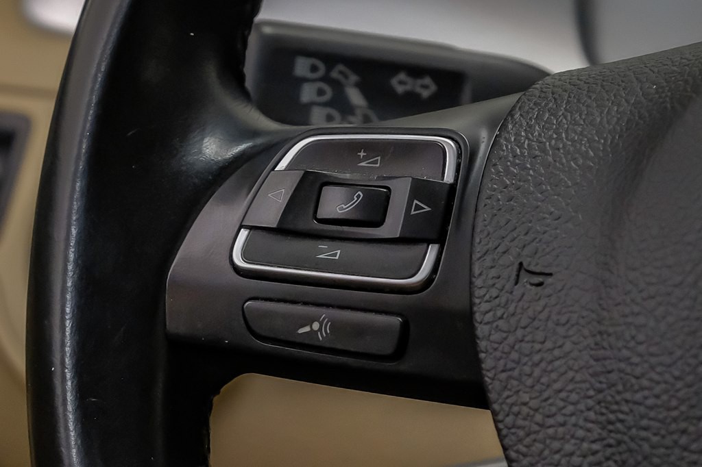 2014 Volkswagen CC Image 19