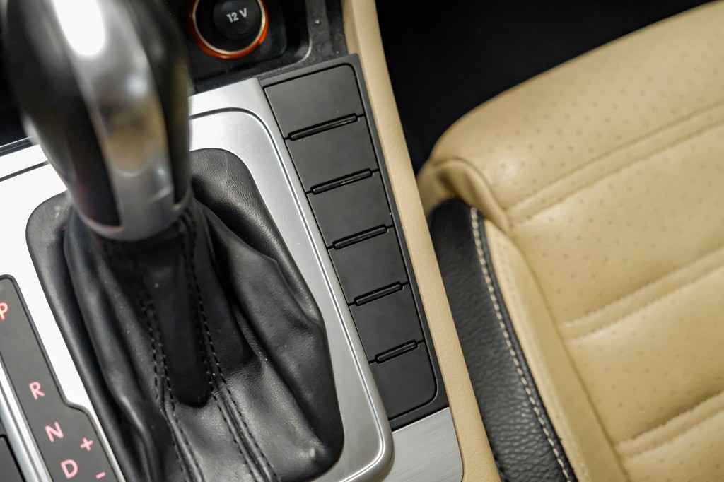 2014 Volkswagen CC Image 31