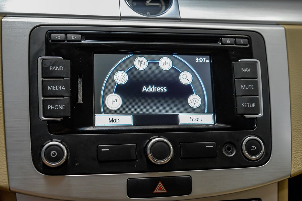 2014 Volkswagen CC Image 32