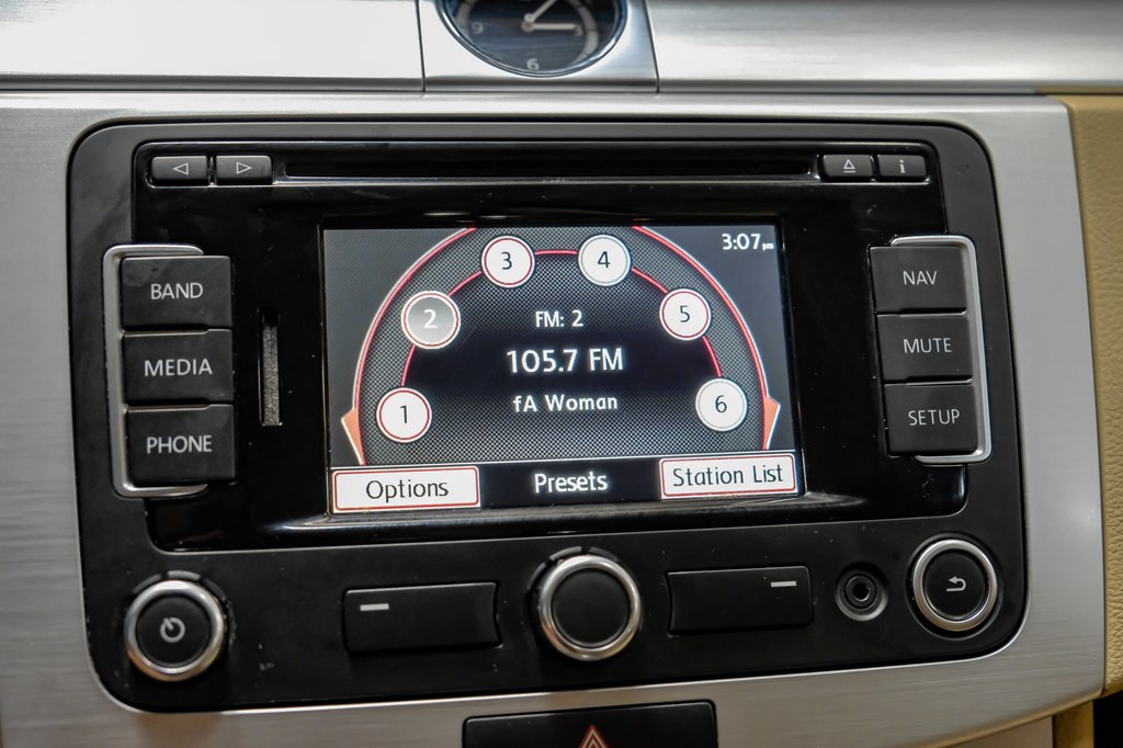 2014 Volkswagen CC Image 37