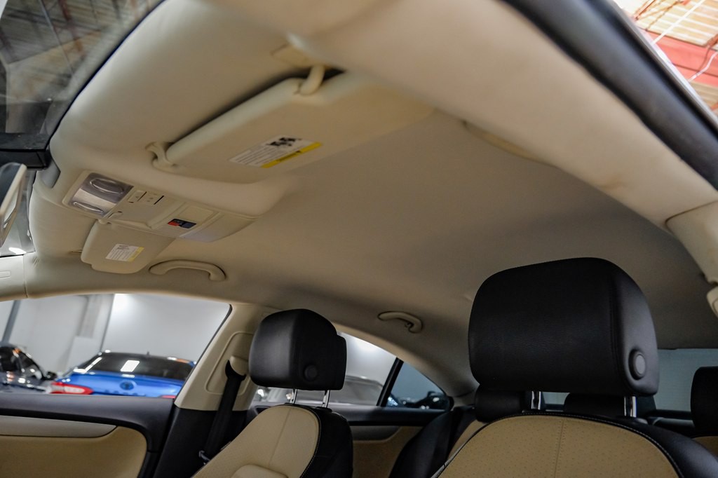 2014 Volkswagen CC Image 40
