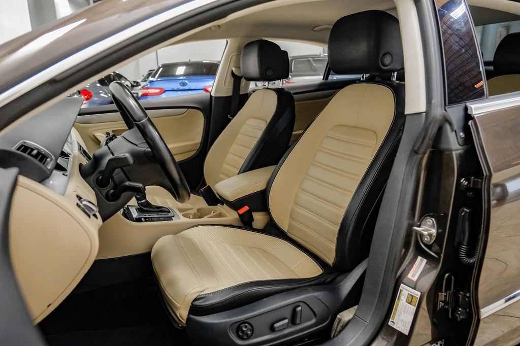 2014 Volkswagen CC Image 43
