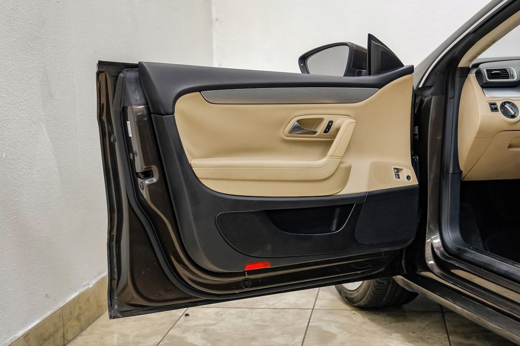 2014 Volkswagen CC Image 54