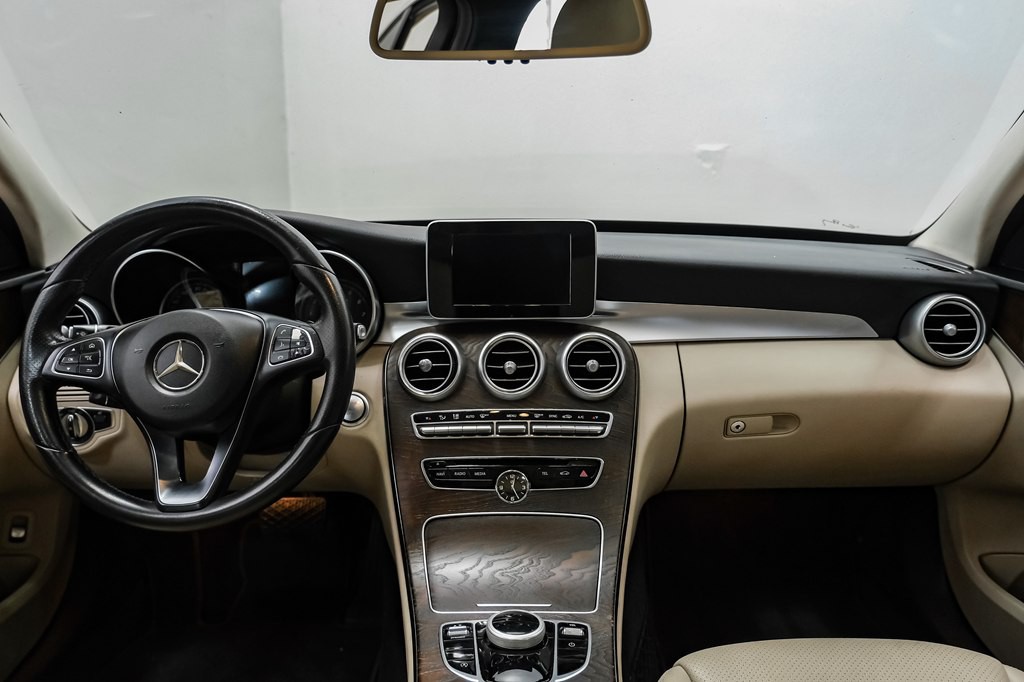 2018 Mercedes-Benz C-Class Image 12