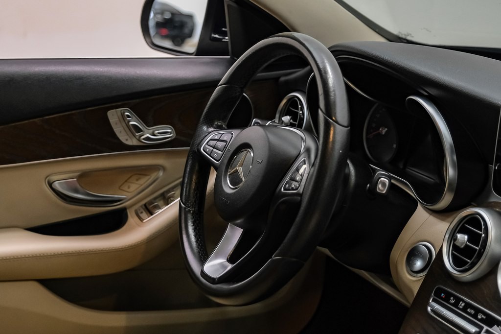 2018 Mercedes-Benz C-Class Image 13