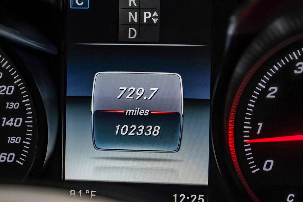 2018 Mercedes-Benz C-Class Image 18