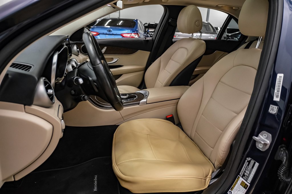 2018 Mercedes-Benz C-Class Image 31
