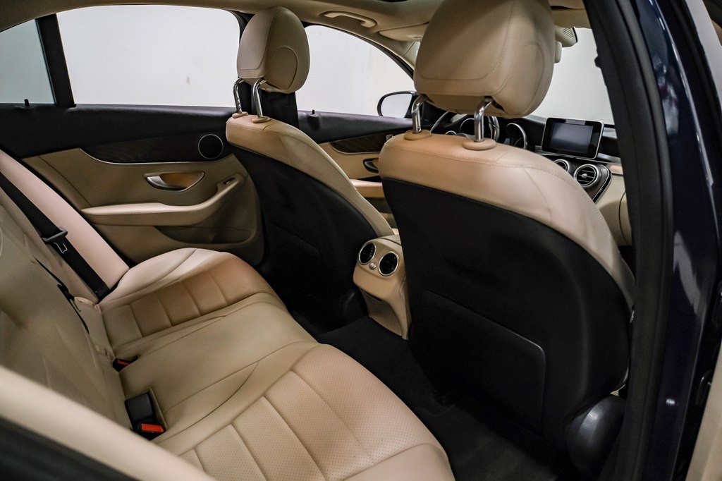 2018 Mercedes-Benz C-Class Image 36