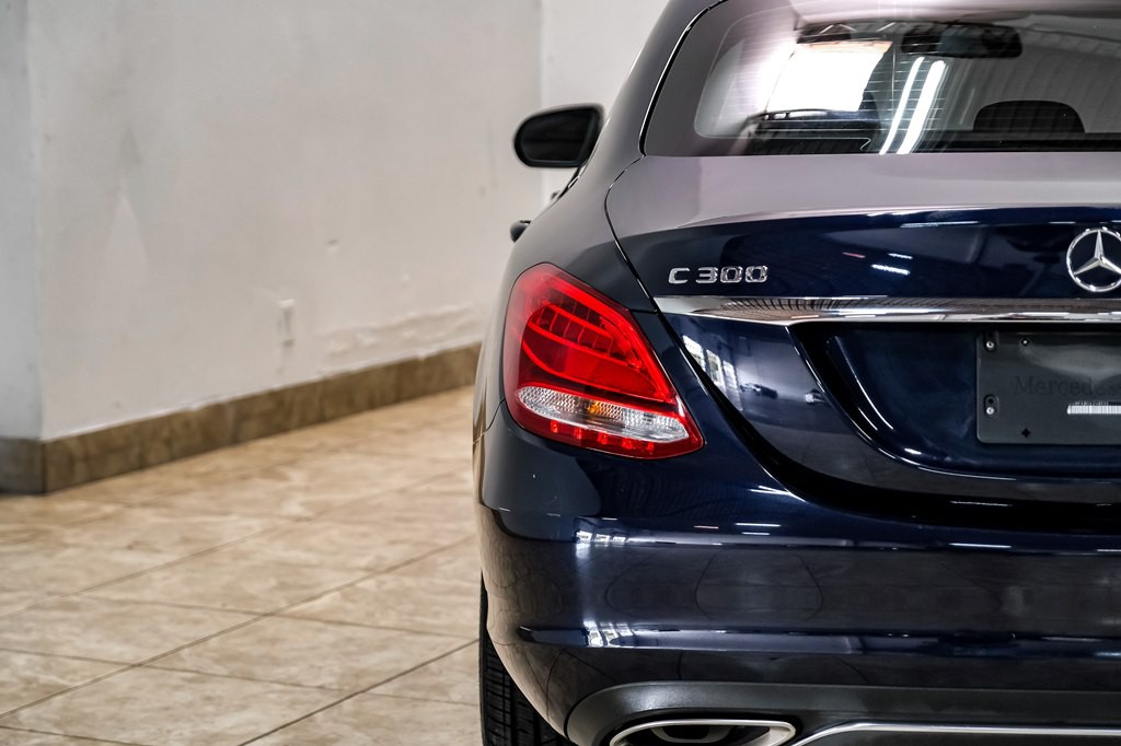 2018 Mercedes-Benz C-Class Image 50