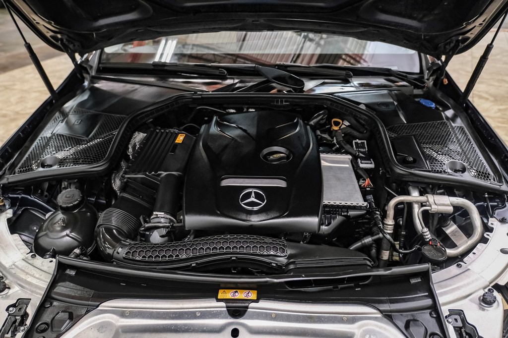 2018 Mercedes-Benz C-Class Image 52