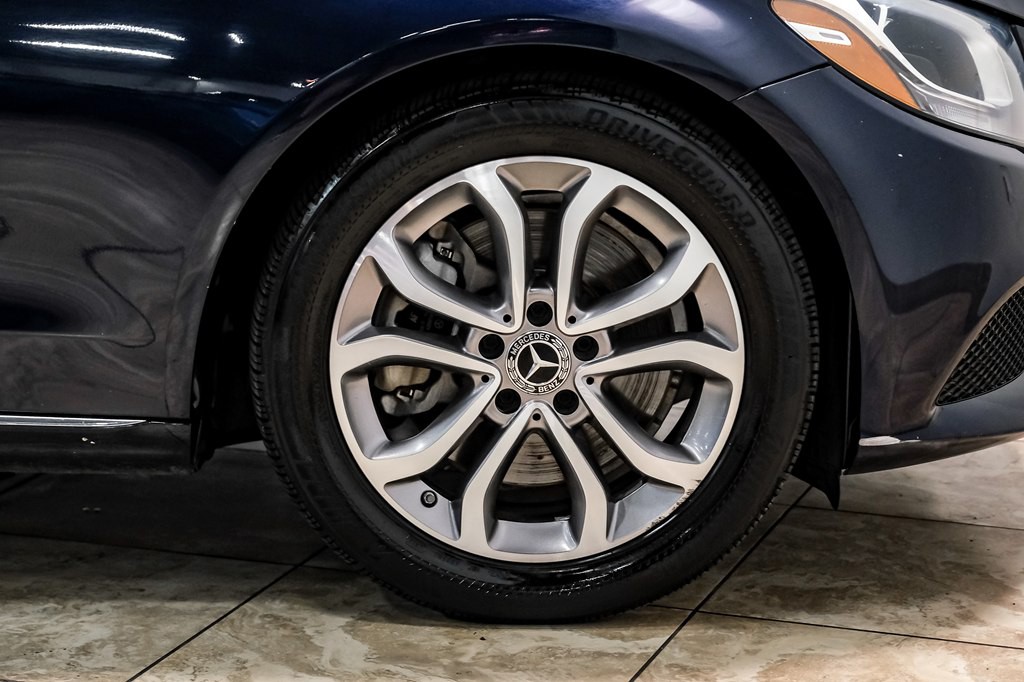 2018 Mercedes-Benz C-Class Image 57
