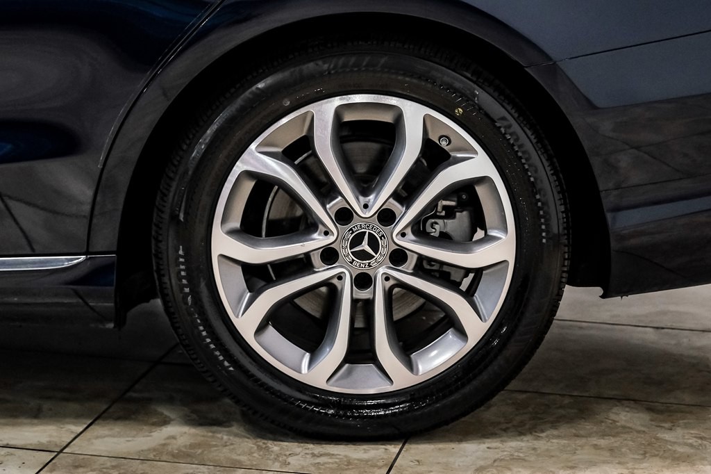 2018 Mercedes-Benz C-Class Image 59