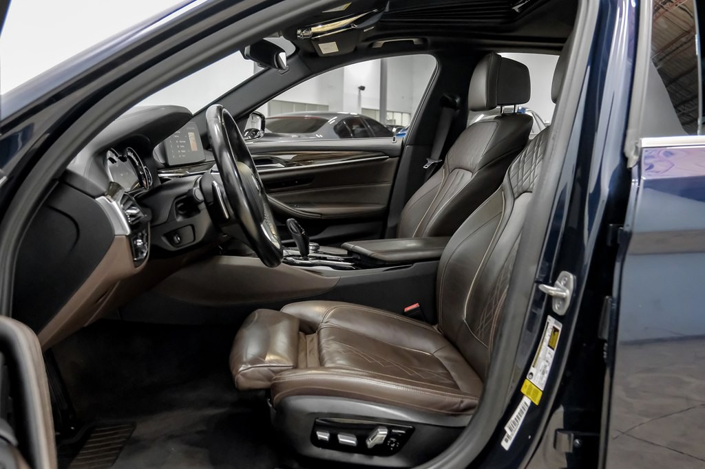 2018 BMW 5 Series Image 4
