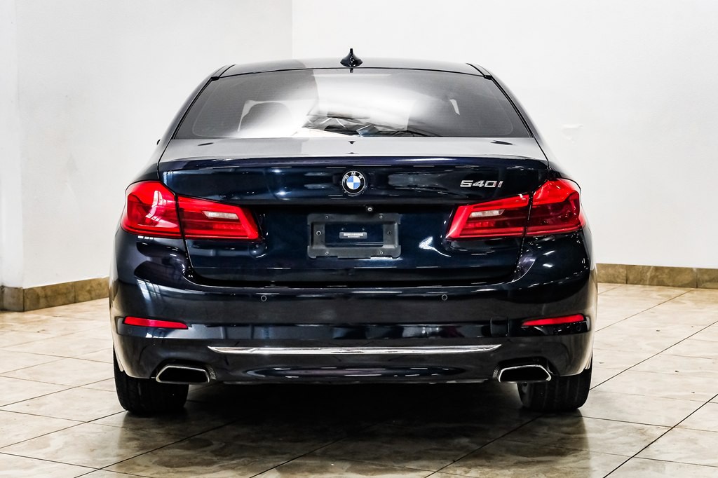 2018 BMW 5 Series Image 9