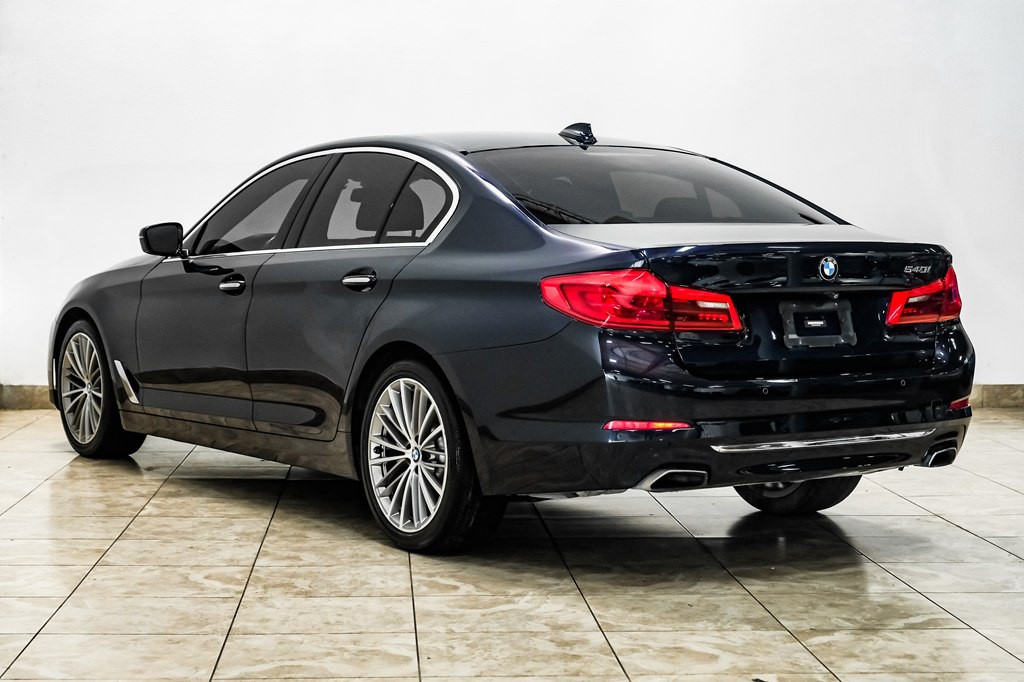 2018 BMW 5 Series Image 10