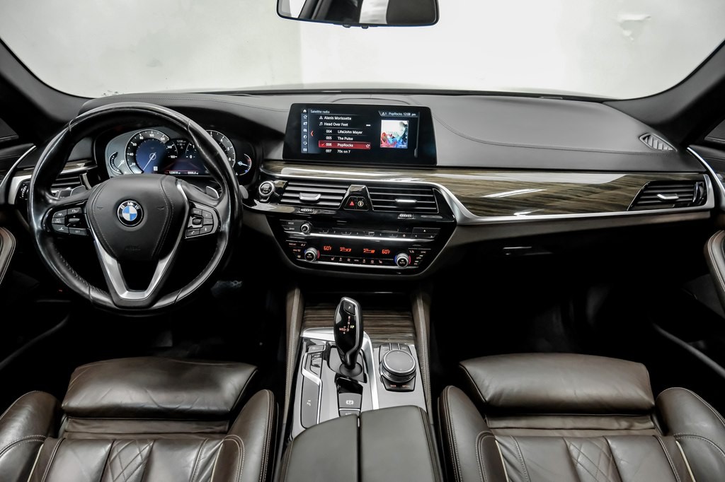 2018 BMW 5 Series Image 12
