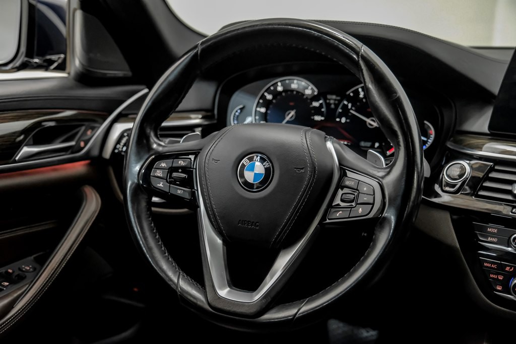 2018 BMW 5 Series Image 15