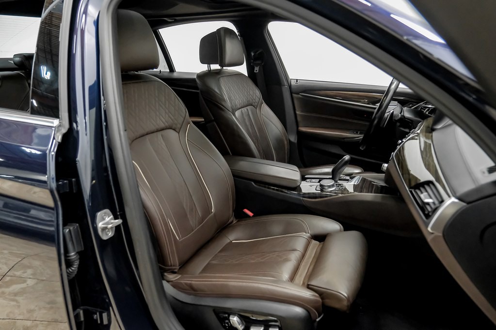 2018 BMW 5 Series Image 38
