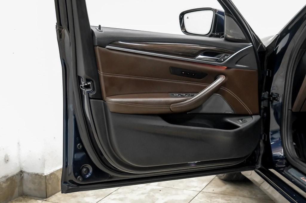 2018 BMW 5 Series Image 47