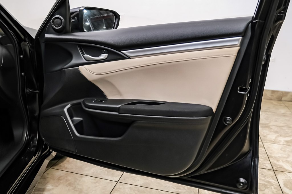2016 Honda Civic Image 34