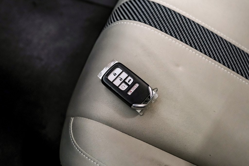 2016 Honda Civic Image 46