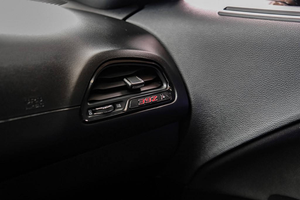 2017 Dodge Challenger Image 23