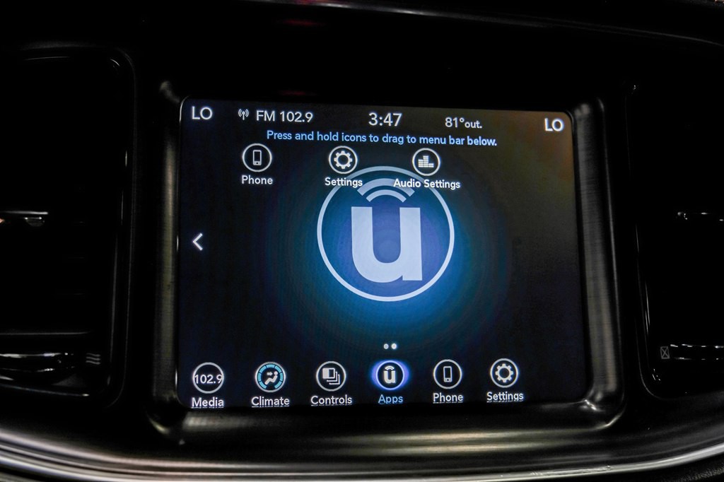 2017 Dodge Challenger Image 28