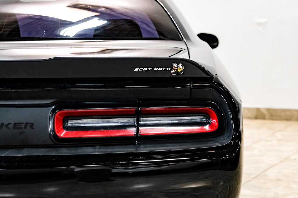 2017 Dodge Challenger Image 42