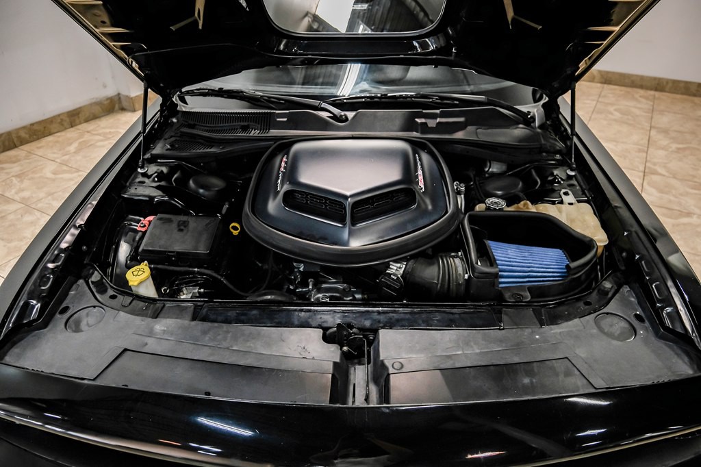 2017 Dodge Challenger Image 45