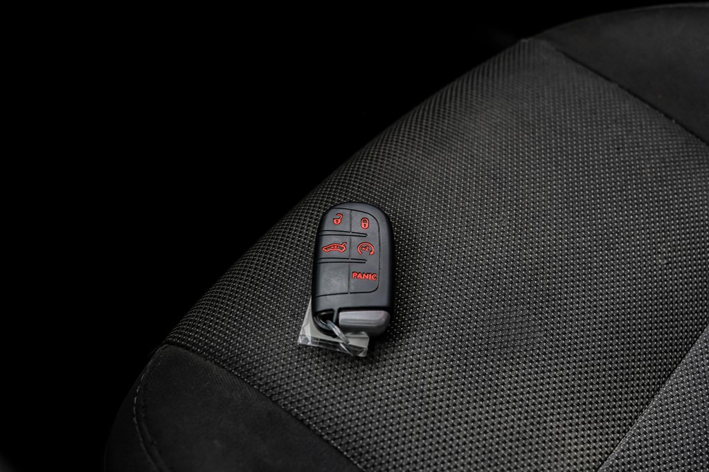 2017 Dodge Challenger Image 51