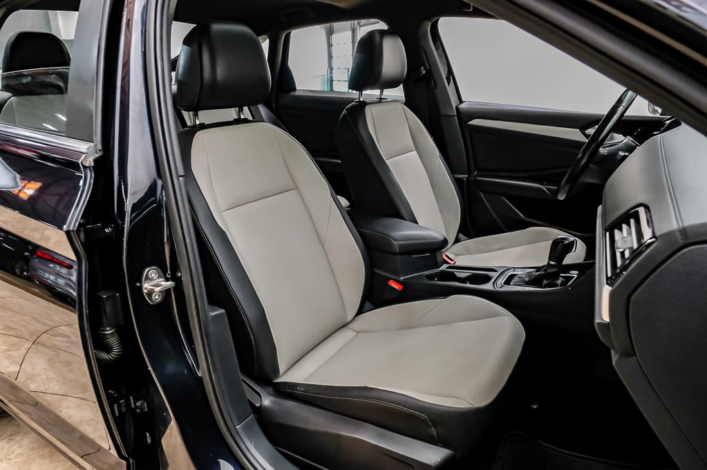 2019 Volkswagen Jetta Image 41