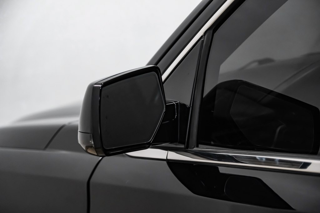 2017 GMC Yukon Image 35