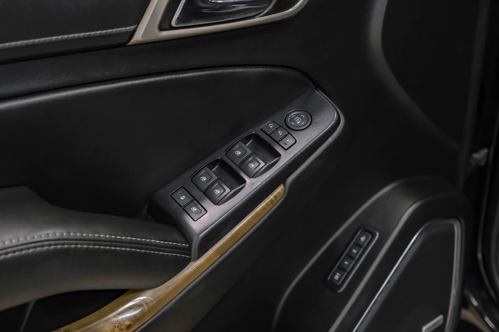 2017 GMC Yukon Image 38