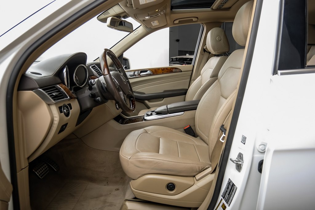 2015 Mercedes-Benz M-Class Image 4