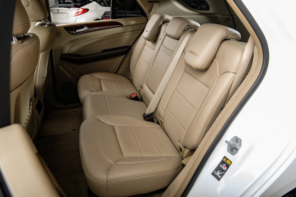 2015 Mercedes-Benz M-Class Image 52