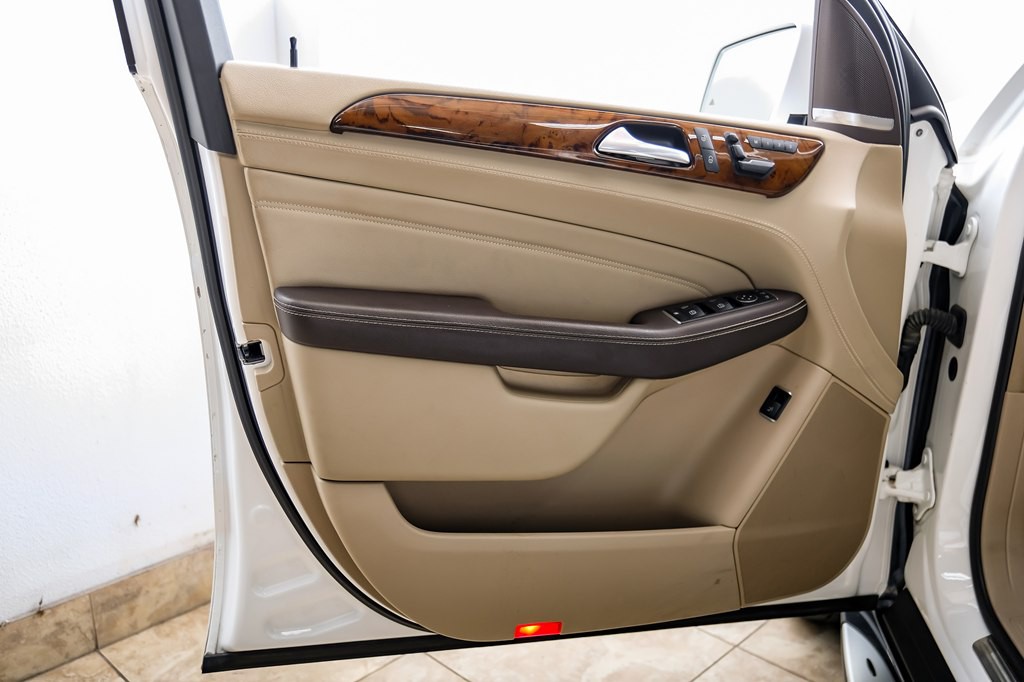 2015 Mercedes-Benz M-Class Image 55