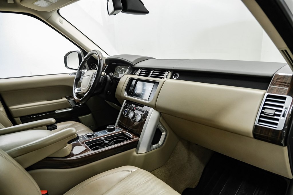 2016 Land Rover Range Rover Image 11