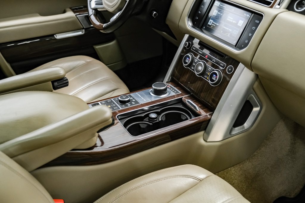 2016 Land Rover Range Rover Image 20