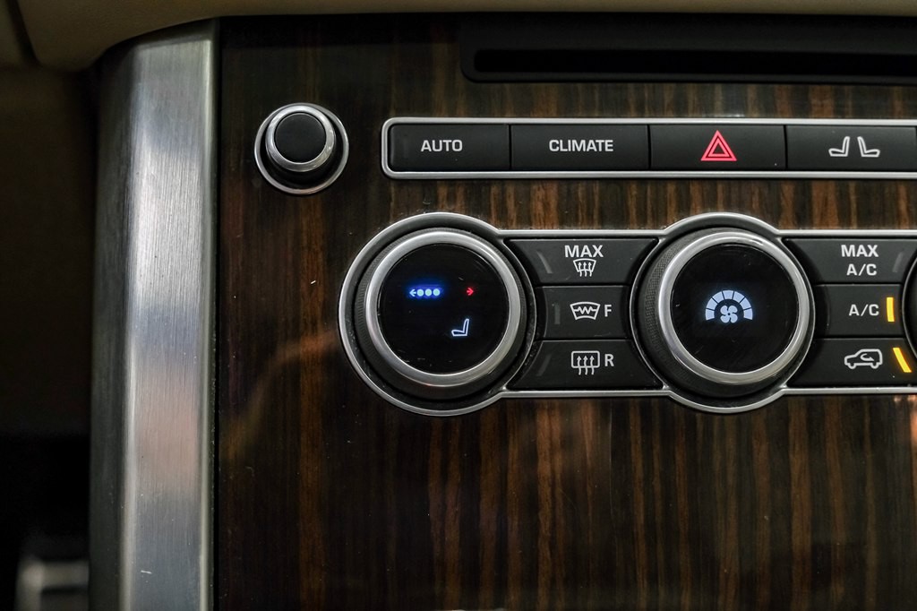 2016 Land Rover Range Rover Image 27