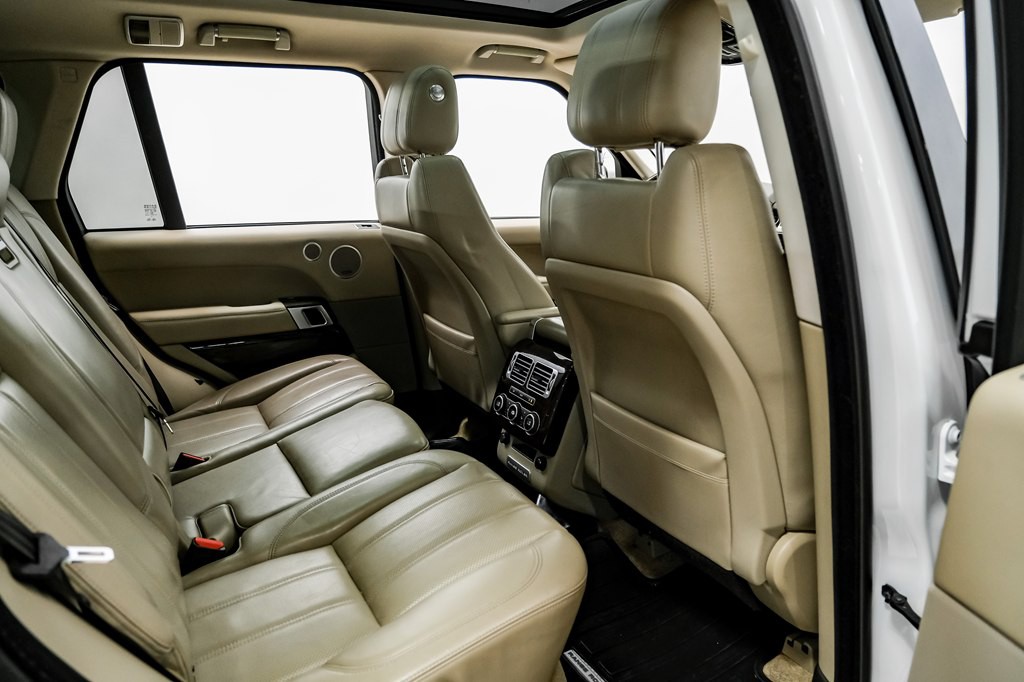 2016 Land Rover Range Rover Image 34