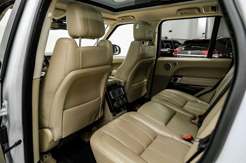 2016 Land Rover Range Rover Image 36