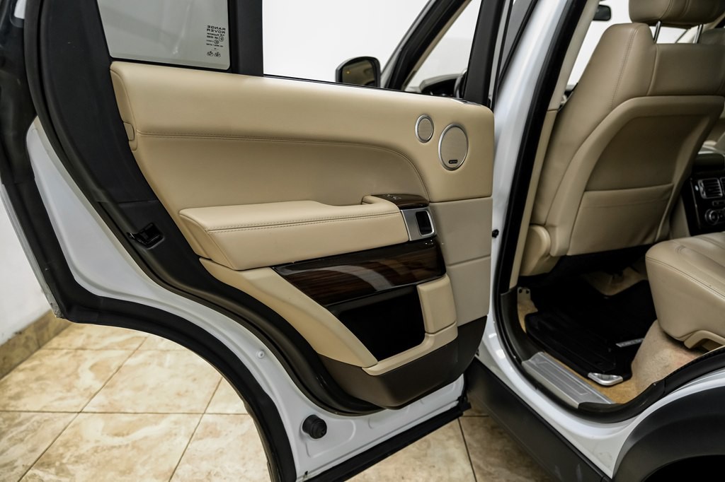2016 Land Rover Range Rover Image 44